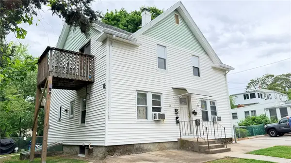 89 Adelaide Avenue, Warwick, RI 02886