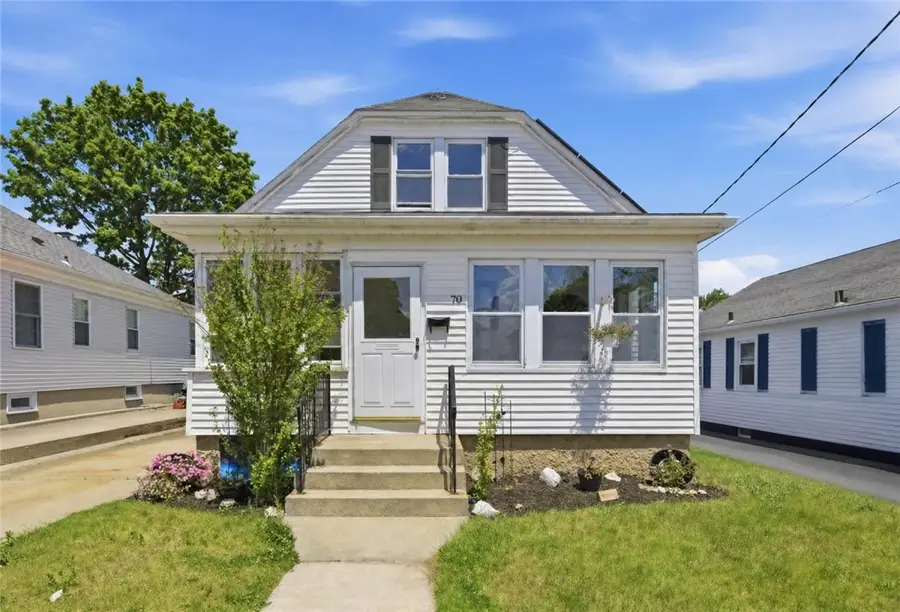 70 Holburn Avenue, Cranston, RI 02910 - #3