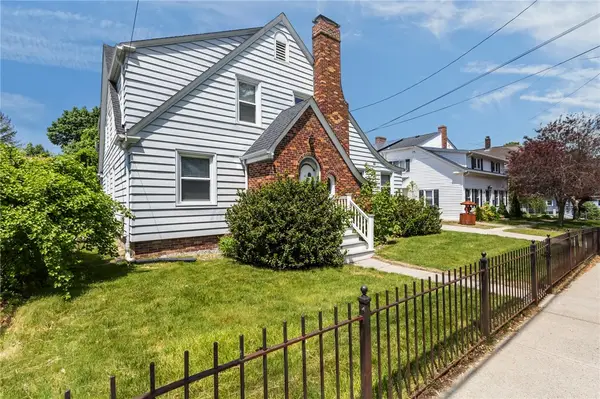 41 Esmond Street, Smithfield, RI 02917