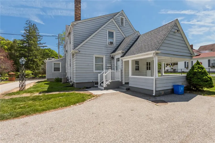 41 Esmond Street, Smithfield, RI 02917 - #3