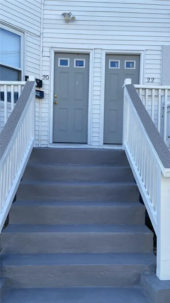 20 Violet Street, Providence, RI 02908 - #2