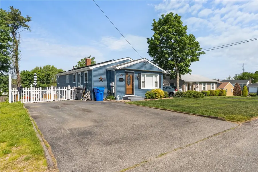 149 Grassmere Avenue, East Providence, RI 02914 - #3