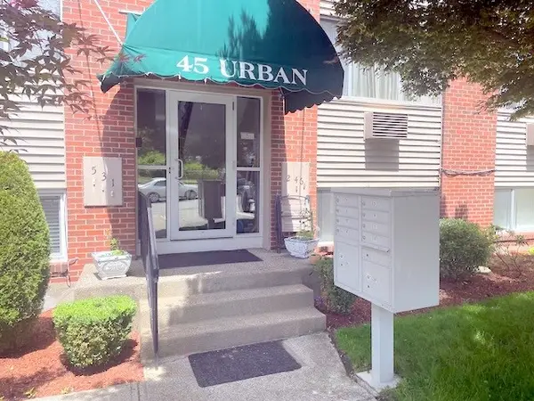 45 Urban Avenue, North Providence, RI 02904