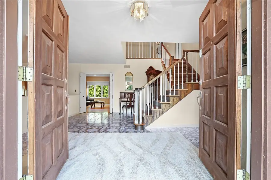 82 Mountain Laurel Drive, Cranston, RI 02920 - #2