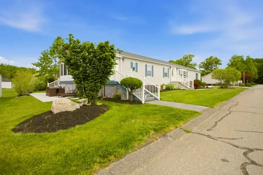 137 Lark Lane, Tiverton, RI 02878 - #3