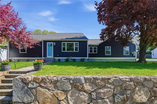 3811 Mendon Road, Cumberland, RI 02864