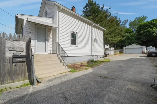 56 Henrietta Street, Providence, RI 02904