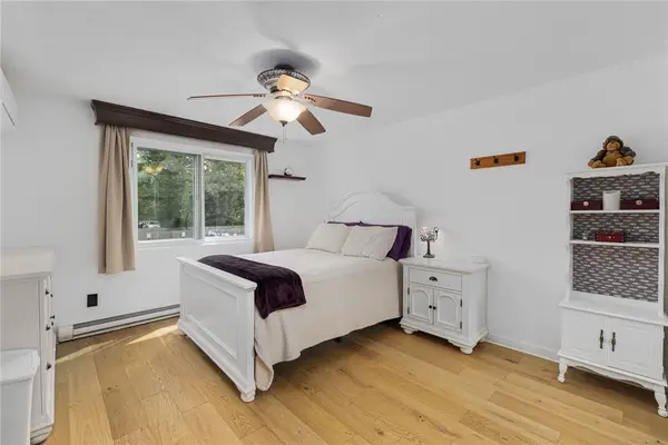130 Pilgrim Parkway #5, Warwick, RI 02888