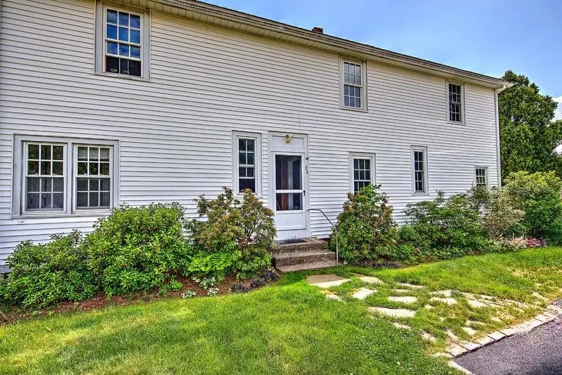 32 Paddy Hill Rd Road, South Kingstown, RI 02879 - #2
