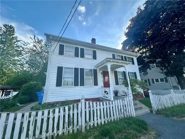 26 Pleasant Street, Lincoln, RI 02865
