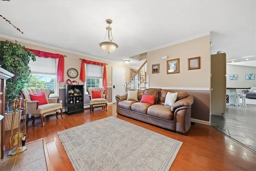 40 Chestnut Grove Avenue, Cumberland, RI 02864 - #3