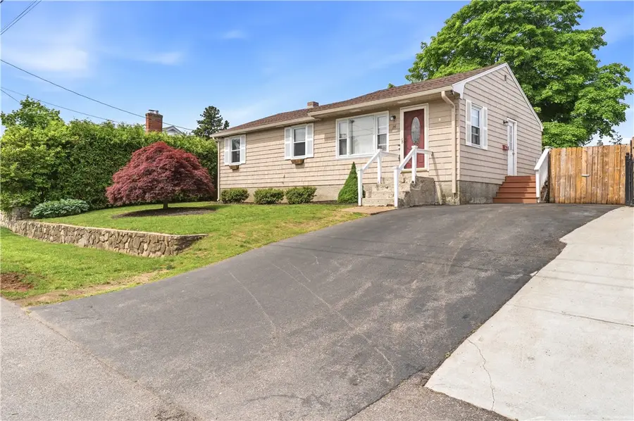 29 Dix Avenue, Johnston, RI 02919 - #3