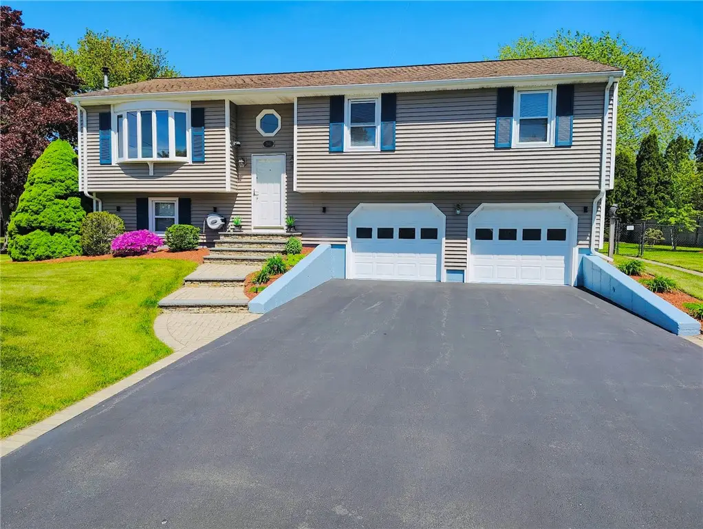 166 Mohawk Drive, Seekonk, MA 02771 - #1