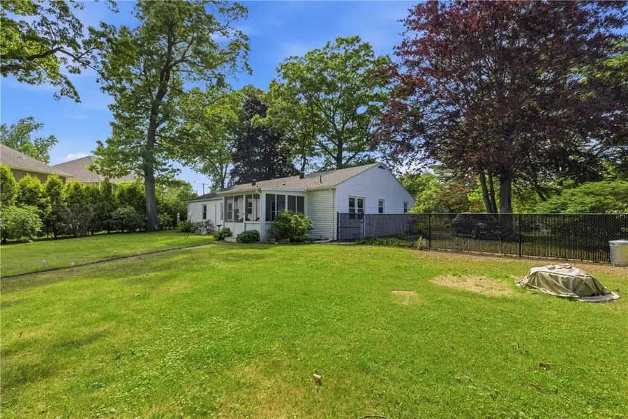 1414 New London Avenue, Cranston, RI 02920 - #3