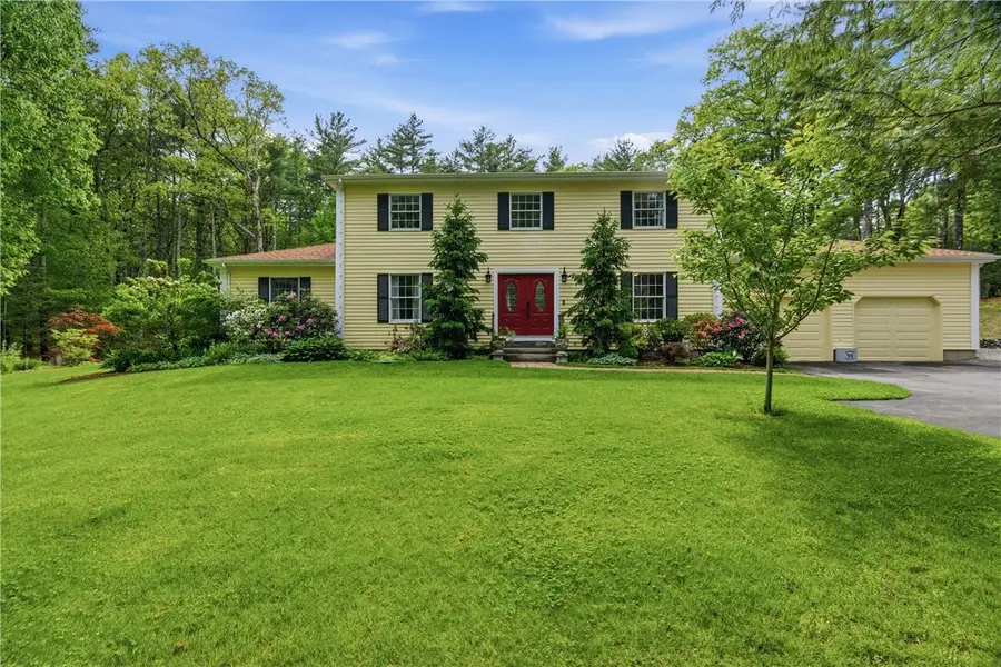40 White Pine Drive, Glocester, RI 02814 - #3