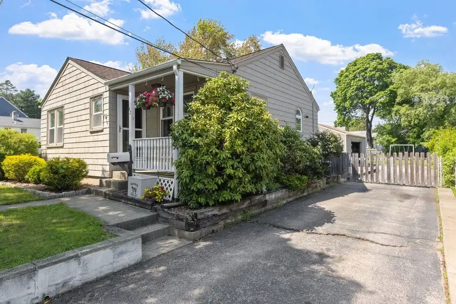 62 Gardiner Avenue, East Providence, RI 02914 - #3