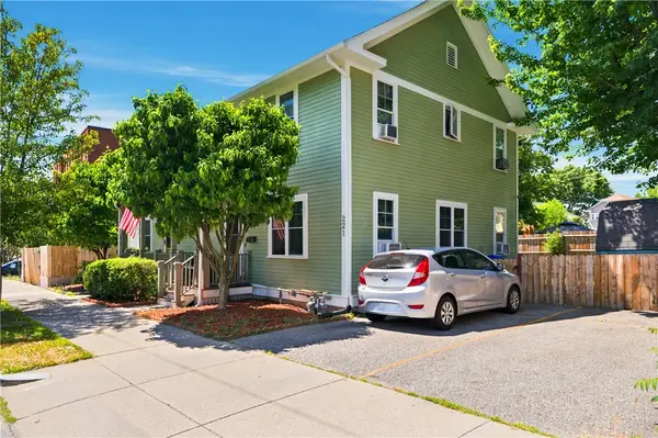 221 Early Street #B, Providence, RI 02907