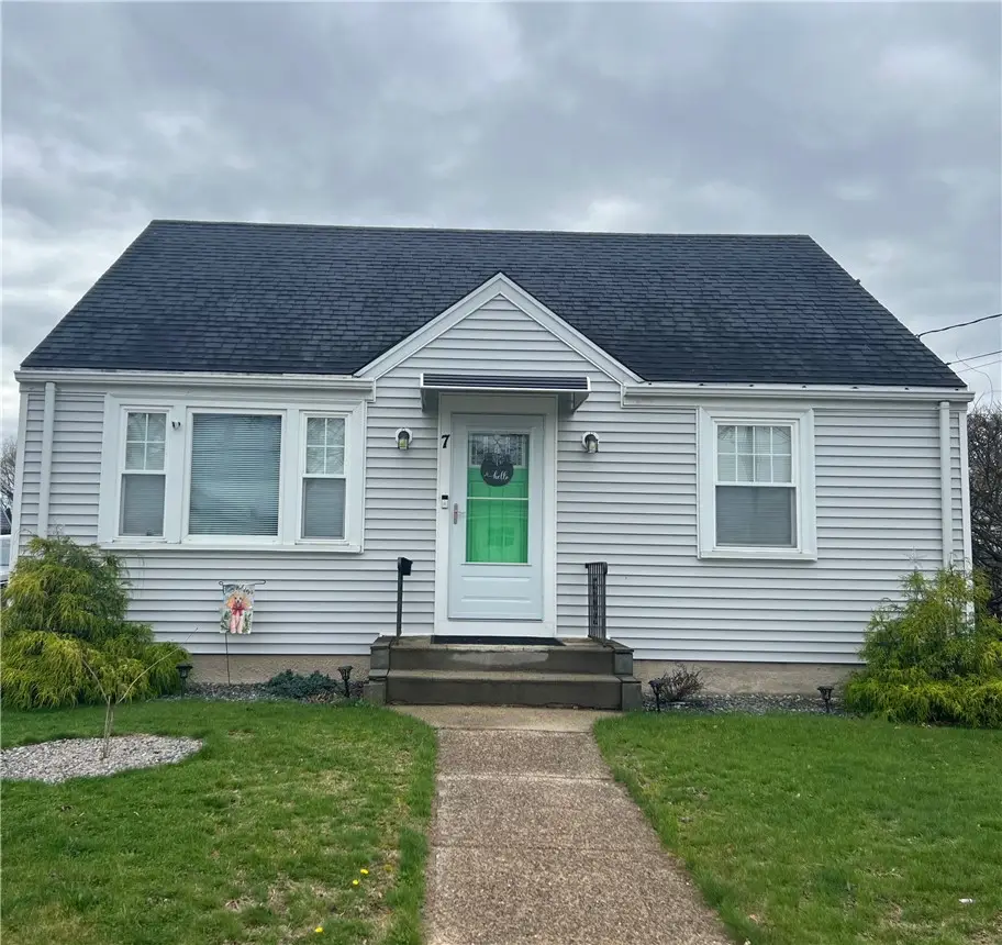 7 Bella Avenue, Pawtucket, RI 02861 - #1