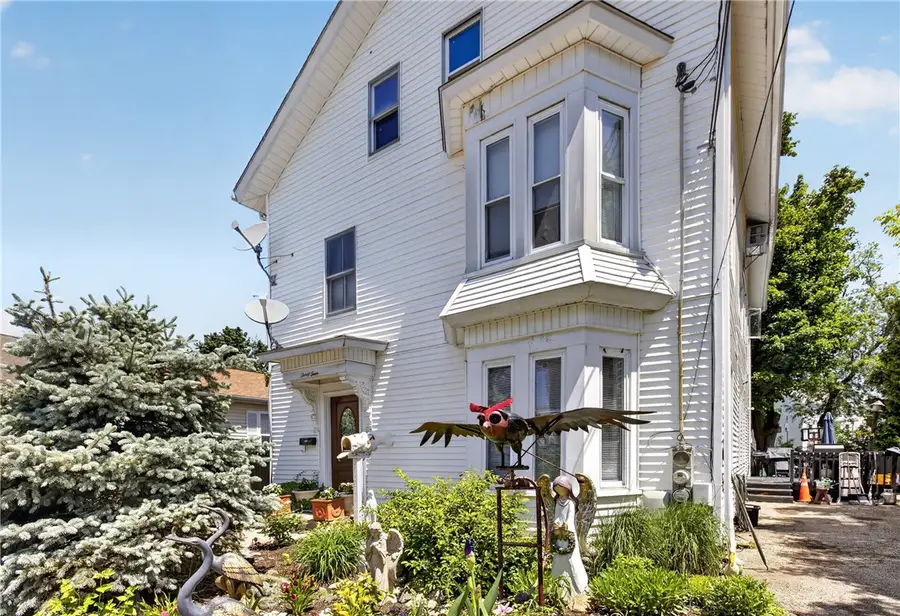34 Appleton Avenue, Pawtucket, RI 02860 - #3