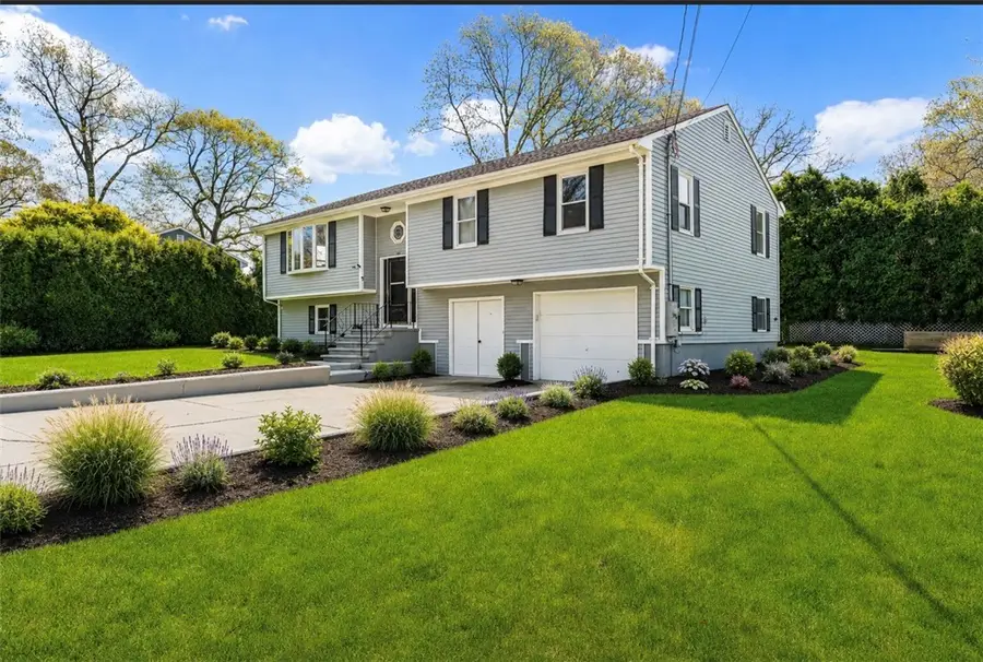 18 Waterman Street, Bristol, RI 02809 - #3