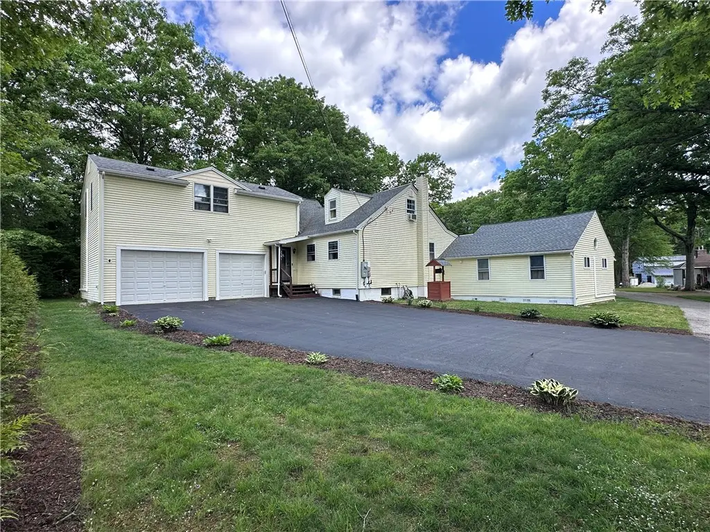 1381 Putnam Pike, Glocester, RI 02814 - #1