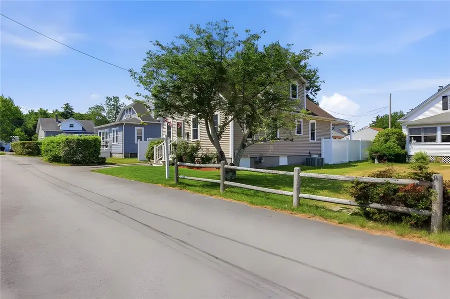5 Thayer Place, Warwick, RI 02888 - #2