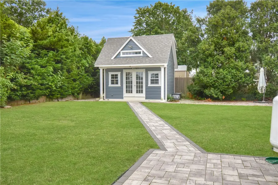 6 Sweeney Lane, Bristol, RI 02809 - #2