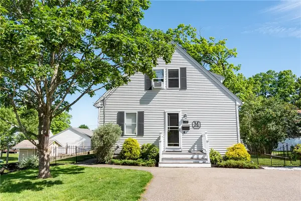 207 Phillips Street, Woonsocket, RI 02895