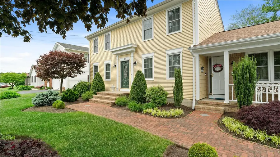 29 Carriage Way, North Providence, RI 02904 - #2