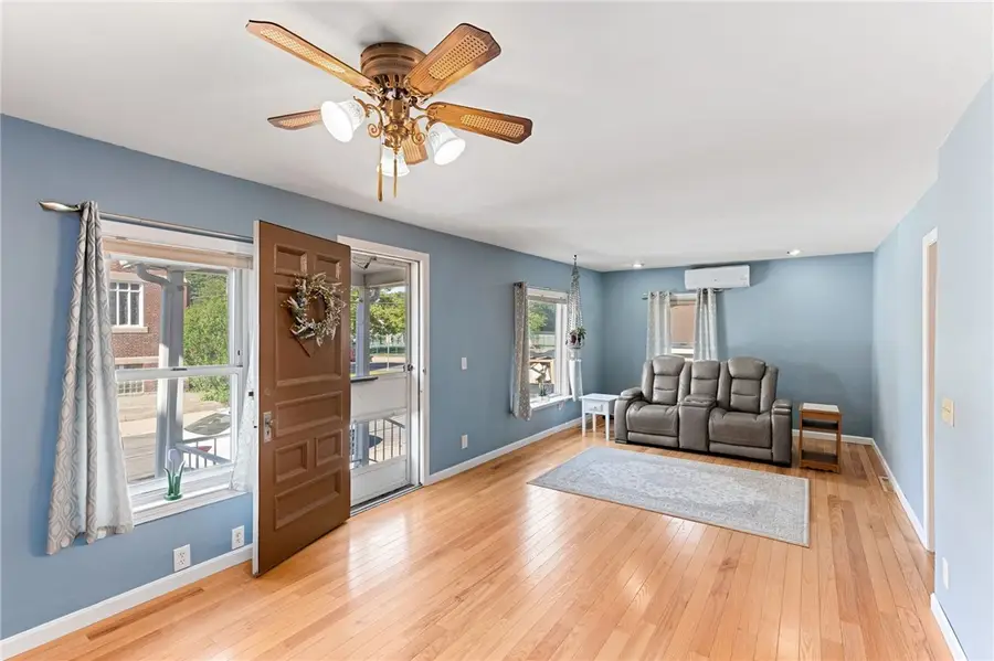 82 Owen Avenue, Pawtucket, RI 02860 - #2