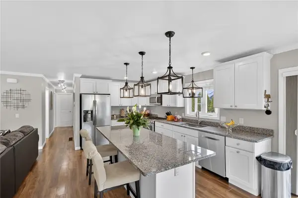 10 Corrine Drive, Johnston, RI 02919