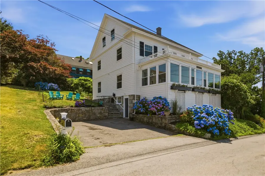 88 Hillside Avenue, Tiverton, RI 02878 - #3