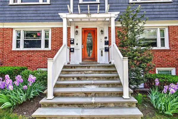 145 Butler Avenue #2N, Providence, RI 02906