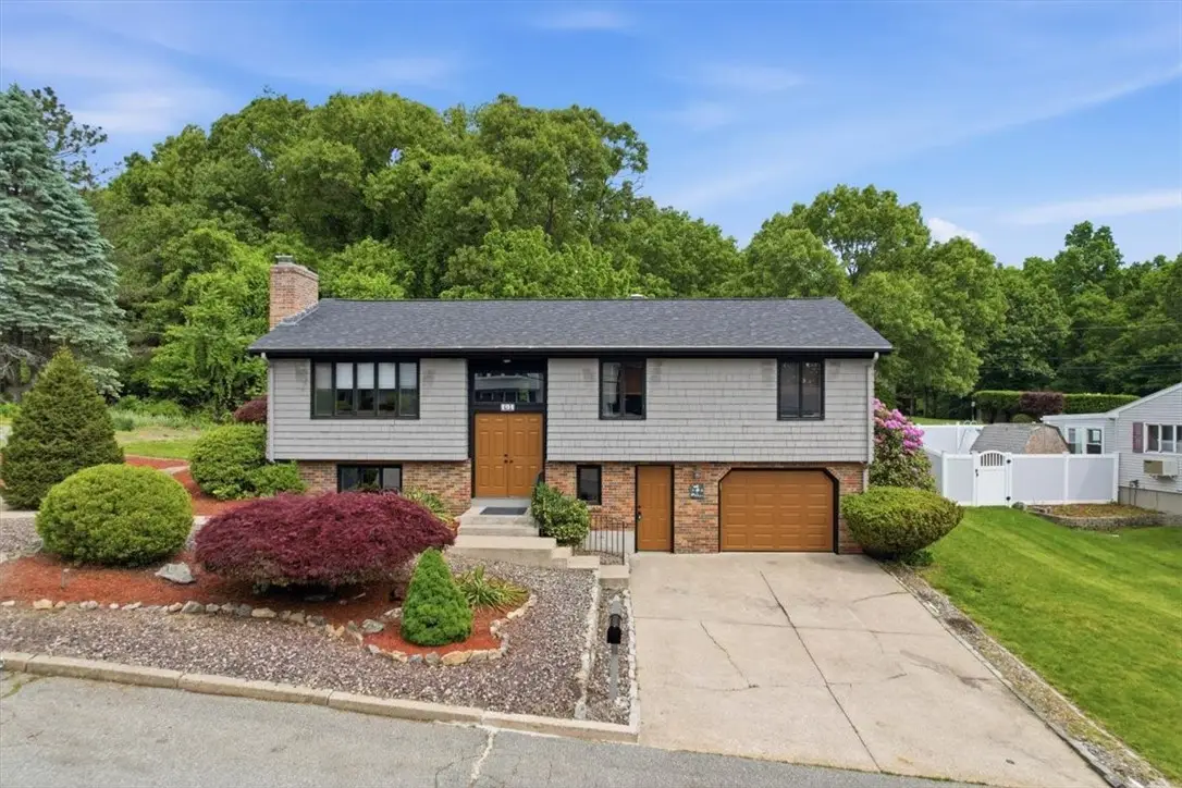 101 Manchester Farm Road, North Providence, RI 02904 - #1