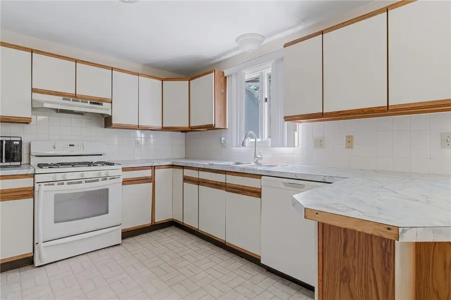 9 Tamarac Drive #D, Smithfield, RI 02828 - #2