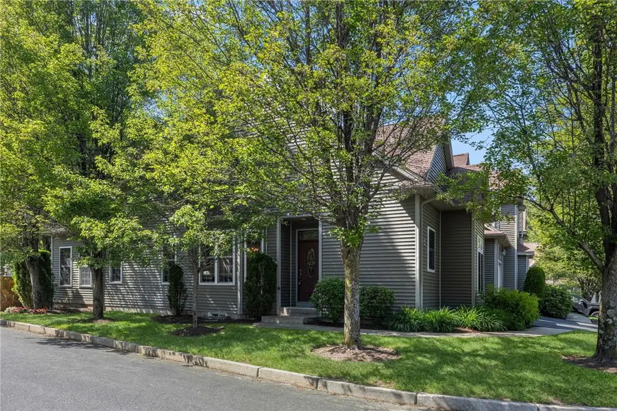 315 Old River Road #6, Lincoln, RI 02838 - #2
