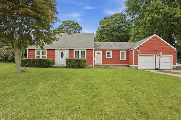 43 Fairview Avenue, Coventry, RI 02816