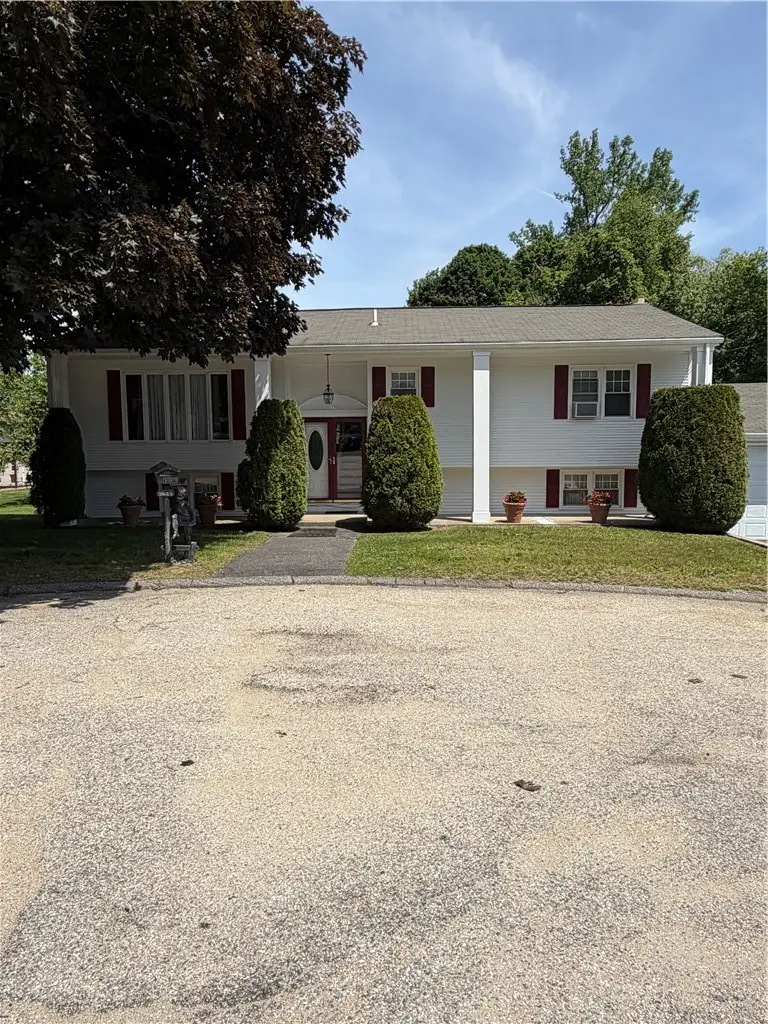 6 Balsam Court, Johnston, RI 02919 - #2