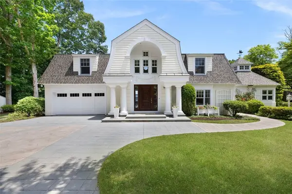30 Angell Court, Warwick, RI 02889