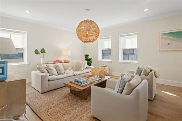 2 Eastnor Road #D, Newport, RI 02840
