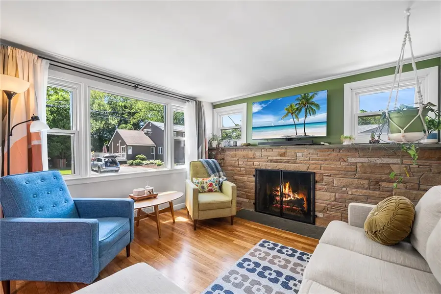 10 Craigie Street, North Providence, RI 02911 - #3