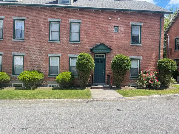 1746 Lonsdale Avenue #A, Lincoln, RI 02865
