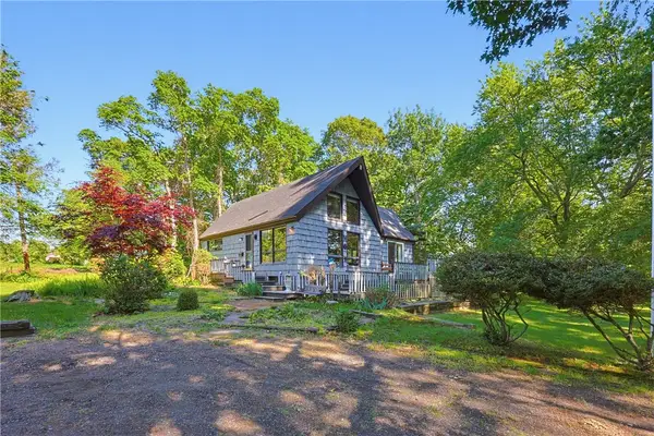 22 A Bridgetown Road, Narragansett, RI 02882