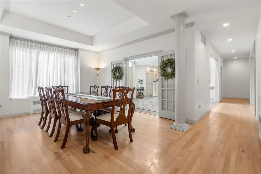 7 Oak Tree Lane, Cranston, RI 02920 - #3