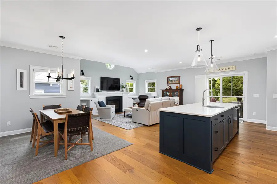 48 Travelers Court, East Greenwich, RI 02818 - #3
