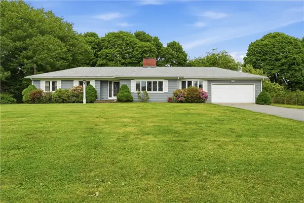 8 Wabasso Terrace, Middletown, RI 02842