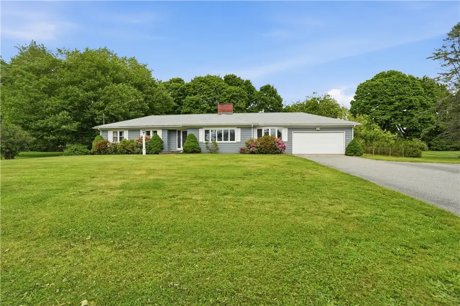 8 Wabasso Terrace, Middletown, RI 02842 - #2
