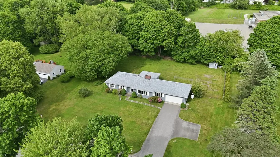 8 Wabasso Terrace, Middletown, RI 02842 - #3