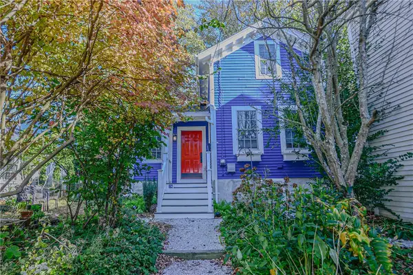 24 Anthony Street, Newport, RI 02840