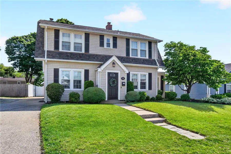 21 Euston Avenue, Cranston, RI 02910 - #2